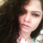 Anuya Bhagvath Instagram - Waves in my hair & fire in my eyes!