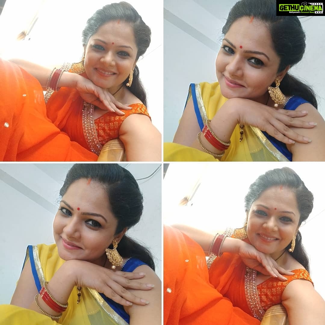 Anuya Bhagvath Instagram - My favourite selfie angle! :P