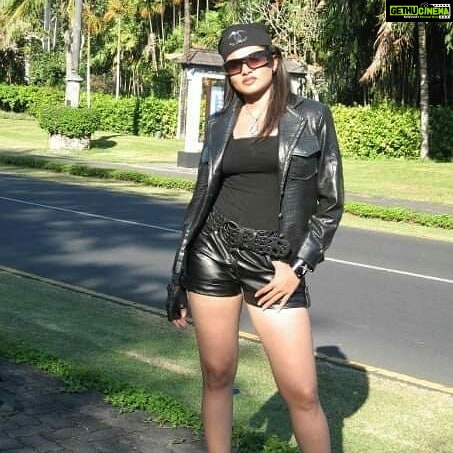 Anuya Bhagvath Instagram - The woman,the machine,Street hawk!Badass woman!Super nostalgic SMS days,miss my 1800cc Harley Davidson ride! Mbali