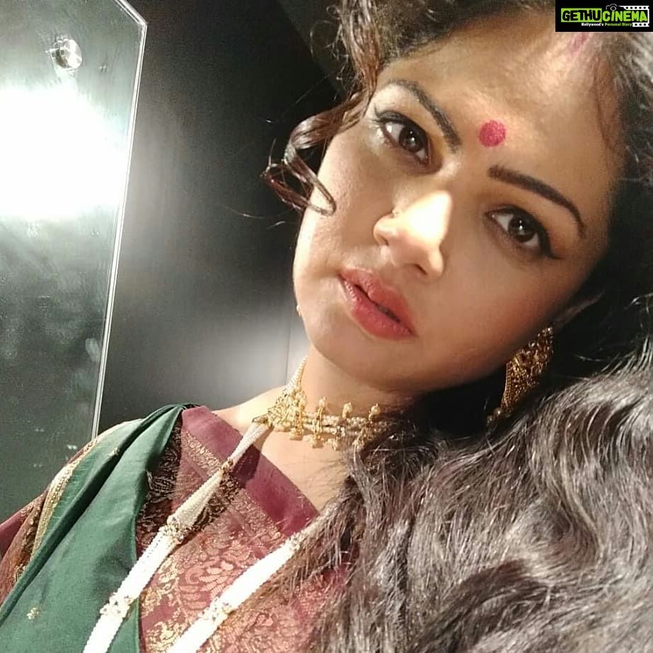 Anuya Bhagvath Instagram - Playing 'Choti Bahu' of Saheb biwi aur gulaam in the remake of the song 'Na jao saiyyaan chudaake baiyyan'