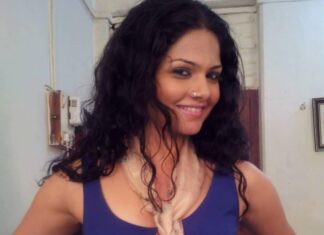 Anuya Bhagvath Instagram - D nosepin!