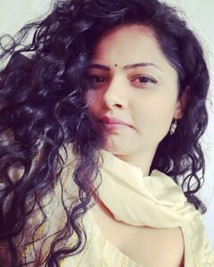 Anuya Bhagvath Instagram - All i needdddd,is a 'good hair day'! #anuya