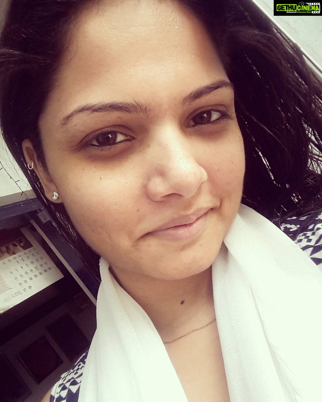 Anuya Bhagvath Instagram - Simple is grace