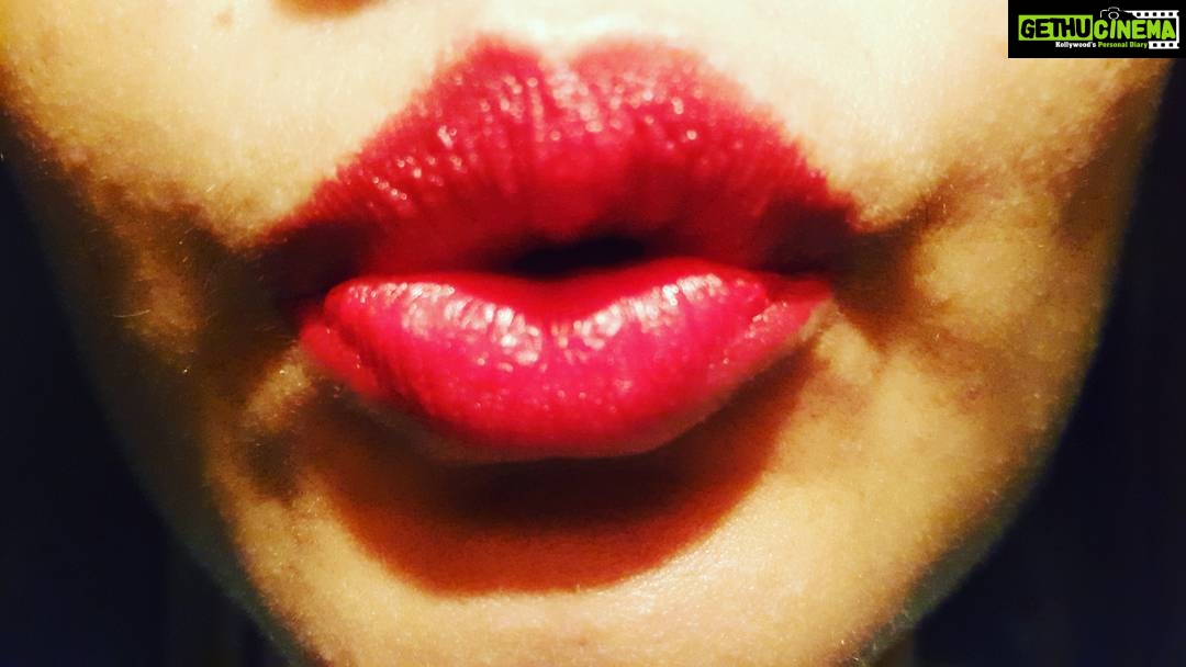 Anuya Bhagvath Instagram - Red lips,red lips..