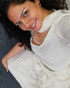 Anuya Bhagvath Instagram - Pure White! #anuya