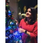 Aparna Balamurali Instagram - Christmas is the best time of the year 🌲 And @danielwellington is the perfect Santa of this season by offering 25% off when you buy any two watches or accessories. Also, use my code 'APARNA' for an additional 15% off ✨ Merry Christmas 🎄 Niraamaya Retreats Samroha