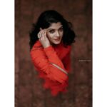 Aparna Balamurali Instagram - ❤️ Wearing @episode_c_cube ✨ Clicked by the one and only @jiksonphotography 😎 Make up by the sweetest @ashna_aash_