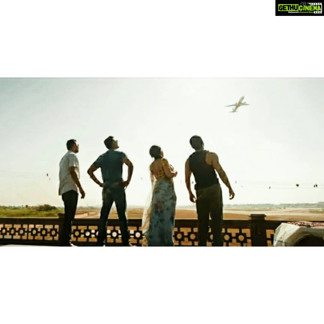 Aparna Balamurali Instagram - And here's the teaser of Soorarai Pottru. Happy to be a part of this movie :) Link in my bio.