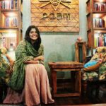 Aparna Balamurali Instagram – 💛
@edam_art_cafe by @sitharakrishnakumar Kochi, India
