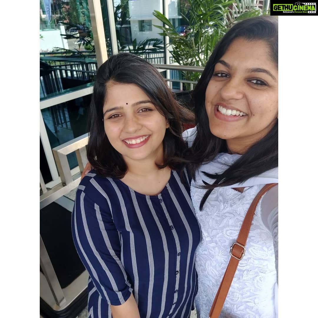 Aparna Balamurali Instagram - Some people just bring a smile to your face! You always have been one like that chechi ❤️ @_poojasachin_