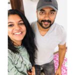 Aparna Balamurali Instagram - Wrapping up the first schedule of Soorarai Pottru! So much in love with everything about this set. My iron lady, Sudha maam.. nothing like her. And this main man. He is beyond words. One in millions 💞 Waiting for the next schedule to start. #sooraraipottru #suriya38 #sudhakongara