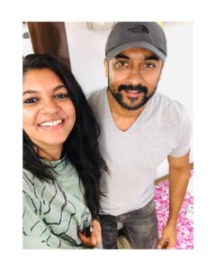 Aparna Balamurali Instagram - Wrapping up the first schedule of Soorarai Pottru! So much in love with everything about this set. My iron lady, Sudha maam.. nothing like her. And this main man. He is beyond words. One in millions 💞 Waiting for the next schedule to start. #sooraraipottru #suriya38 #sudhakongara