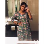 Aparna Balamurali Instagram - Wearing my favourite @jugalbandhi !! Floral and mul mul cloth is a deadly combination! Loving it! Park Hyatt Hyderabad