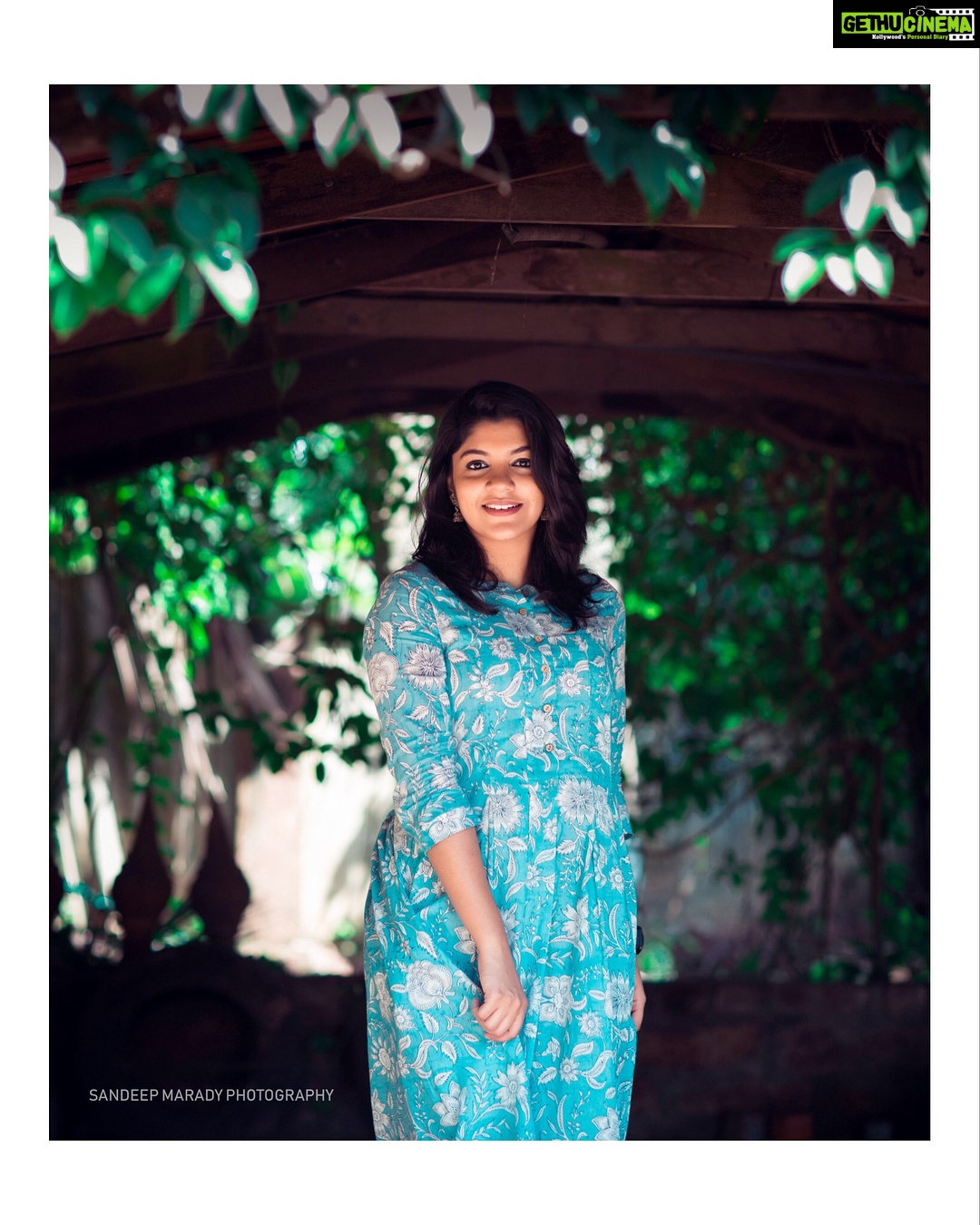 Aparna Balamurali Instagram - Colors and nature💚💙 @sandeep_marady_photography
