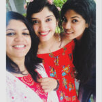 Aparna Balamurali Instagram - One more year younger! Happy birthday malubaby! We love you. And next let’s celebrate your bridal shower🤞🤣 Cheers to this amazing girlgang! #malubirthday #bff #girlthings #girlpower Kochi, India
