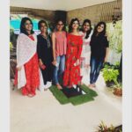 Aparna Balamurali Instagram - One more year younger! Happy birthday malubaby! We love you. And next let’s celebrate your bridal shower🤞🤣 Cheers to this amazing girlgang! #malubirthday #bff #girlthings #girlpower Kochi, India