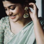 Aparna Balamurali Instagram - @pournami_mukesh_photography ❤️ Wearing @amraya.by.aksa ✨ Beautiful earring from @streethopper.in 💚 @keepitstylish_by_ammu