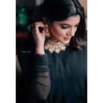 Aparna Balamurali Instagram – 🖤

Wearing my favourite @shemyofficial 🥀
Accessories : @apollodevaleur ⭐️
Make up : @shibaahmakeover ✨
Hair : @uptown_calicut 💇‍♀️ 
Captured by : @ameer_mango 📸 Calicut, India