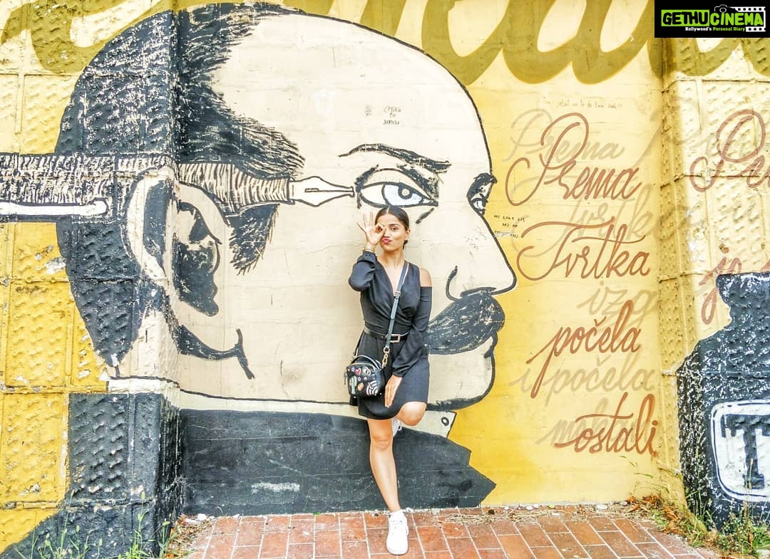 Aparnaa Bajpai Instagram - You got my quirk?? That's the face!! #travel #glocalchild #traveller #mytravelstories #Zagreb #croatia Zagreb, Croatia