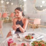 Aparnaa Bajpai Instagram - When there's good food, ambience camera and photographers; what's the harm in a pose or two. We all channeling our inner divas for an unpaid cover shoot for an unnamed magazine, actually unreal💃🎉 #travel #traveller #mytravelstories #glocalchild Cue