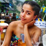 Aparnaa Bajpai Instagram - Vacation blues💦 #minivacation #krabi #hongisland #travel #style #traveller #mytravelstories #glocalchild #goglocal🌍 Krabi, Thailand