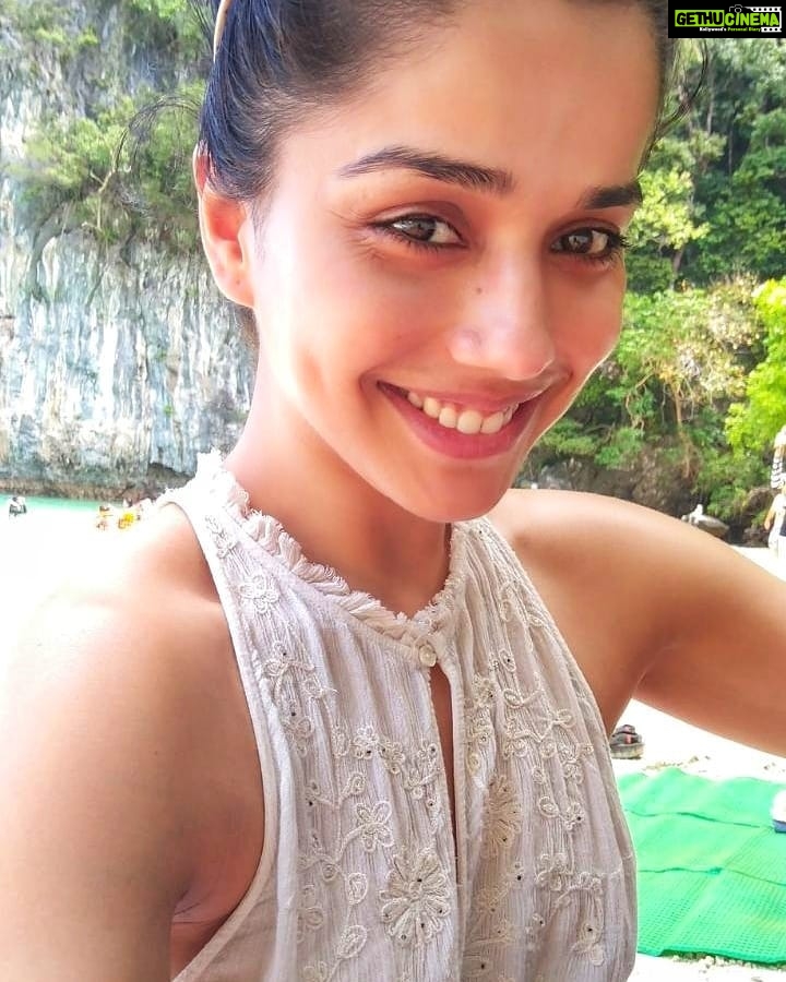 Aparnaa Bajpai Instagram - 🌊 #krabi #hongisland #travel #style #traveller #mytravelstories #glocalchild #goglocal🌍 Ko Hong Island