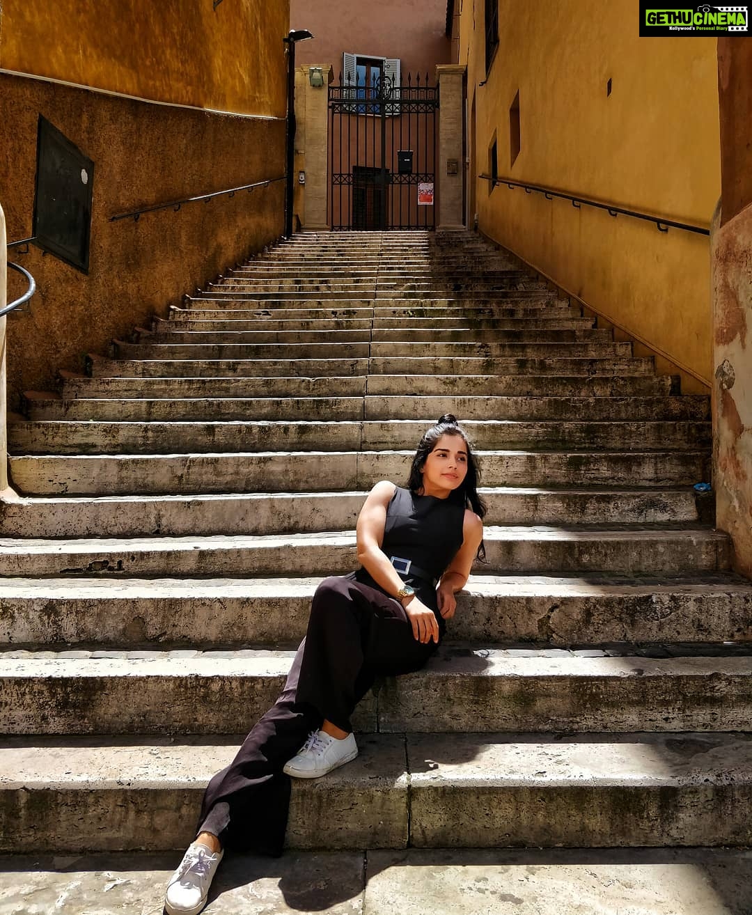 Aparnaa Bajpai Instagram - If you are not too long, I will wait here for you all my life~ Oscar Wilde #vaticancity #rome #italy #travel #style #traveller #mytravelstories #glocalchild #goglocal🌍 Vatican City