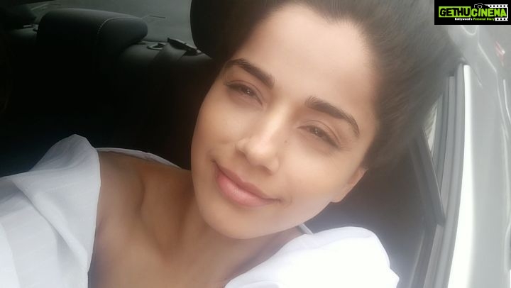 Aparnaa Bajpai Instagram - The journey begins! #newzealand #rotorua #auckland #mytravelstories #travel #style #traveller #vlog #vlogger #glocalchild #goglocal🌍 New Zealand