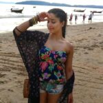 Aparnaa Bajpai Instagram - Loving the tan☀️ #krabi #hongisland #travel #style #traveller #mytravelstories #glocalchild #goglocal🌍 Krabi, Thailand