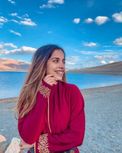 Aparnaa Bajpai Instagram - Wearing my Dear friend’s @dragoncollectionladakh ‘s Ladakhi attire👘
