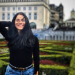 Aparnaa Bajpai Instagram - Finally making peace with my black hair.. #travel #style #traveller #mytravelstories #brussels #belgium #glocalchild #goglocal🌍 Royal Museums of Art and History