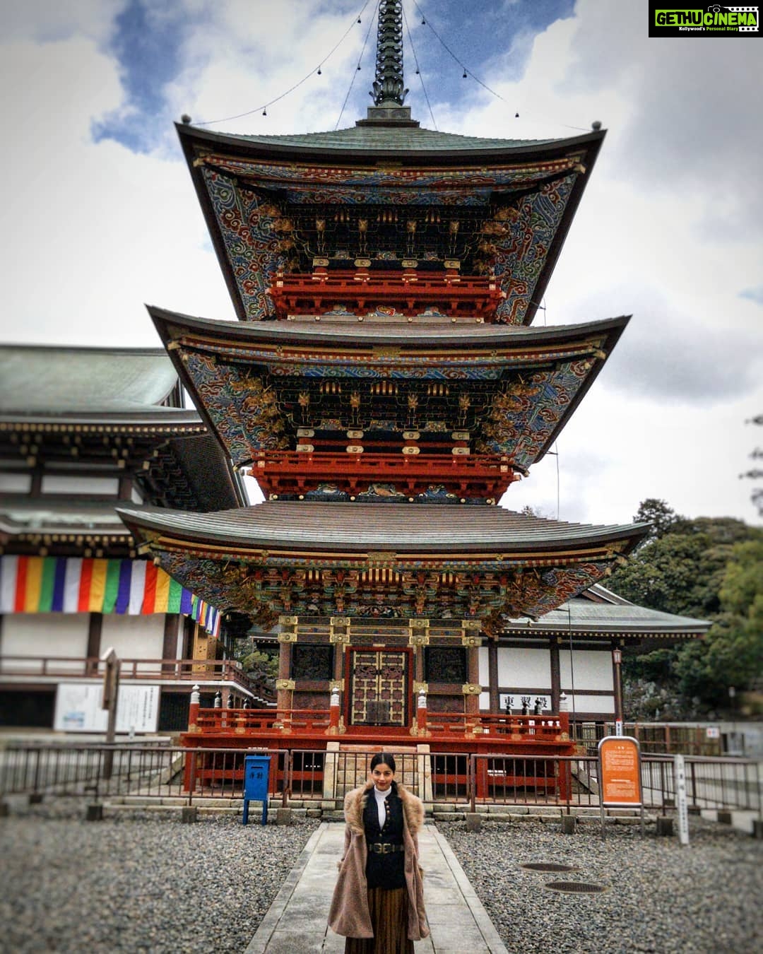 Aparnaa Bajpai Instagram - #📸 #travelstories #travel #style #fashion #japan #narita #shinshojitemple #glocalchild #goglocal🌍 Narita, Chiba