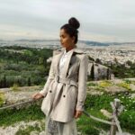 Aparnaa Bajpai Instagram - 'I don't know where I am going but I am on my way' #greece #athens #travel #style #travelstories #glocalchild #goglocal🌍 Athens, Greece