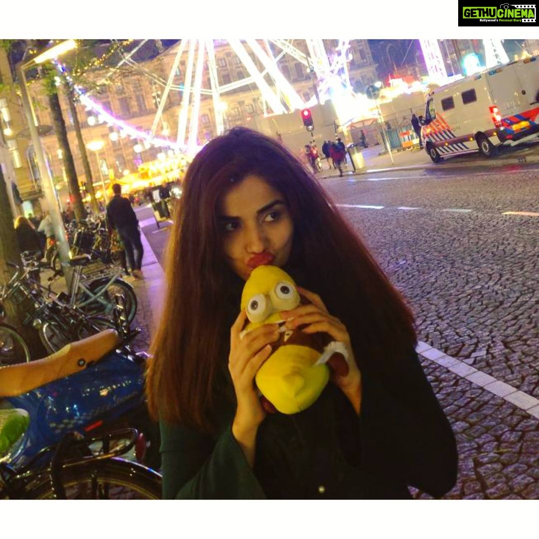 Aparnaa Bajpai Instagram - Can't decide between a fondue and a crepe. I'll have both 🐽 Dam Square, Amsterdam