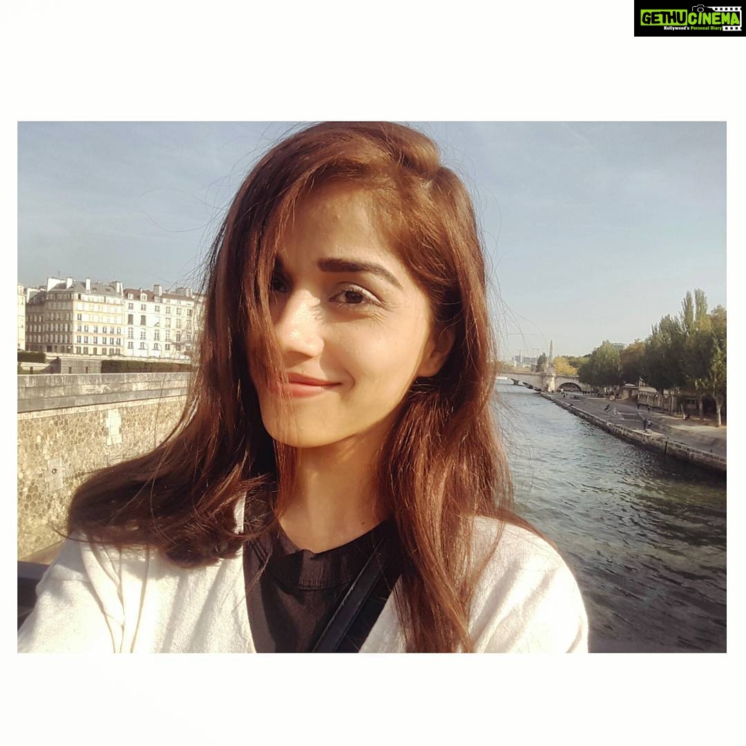 Aparnaa Bajpai Instagram - Take me away😇 Saint Michelle