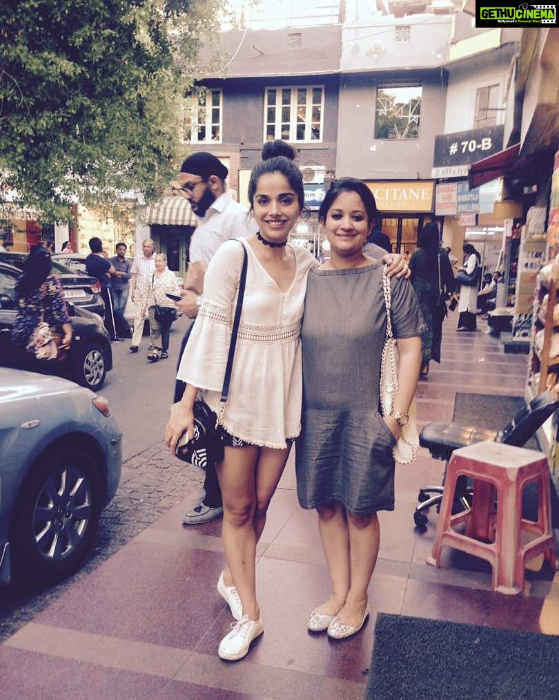 Aparnaa Bajpai Instagram - #delhistreets Khan Market,Delhi