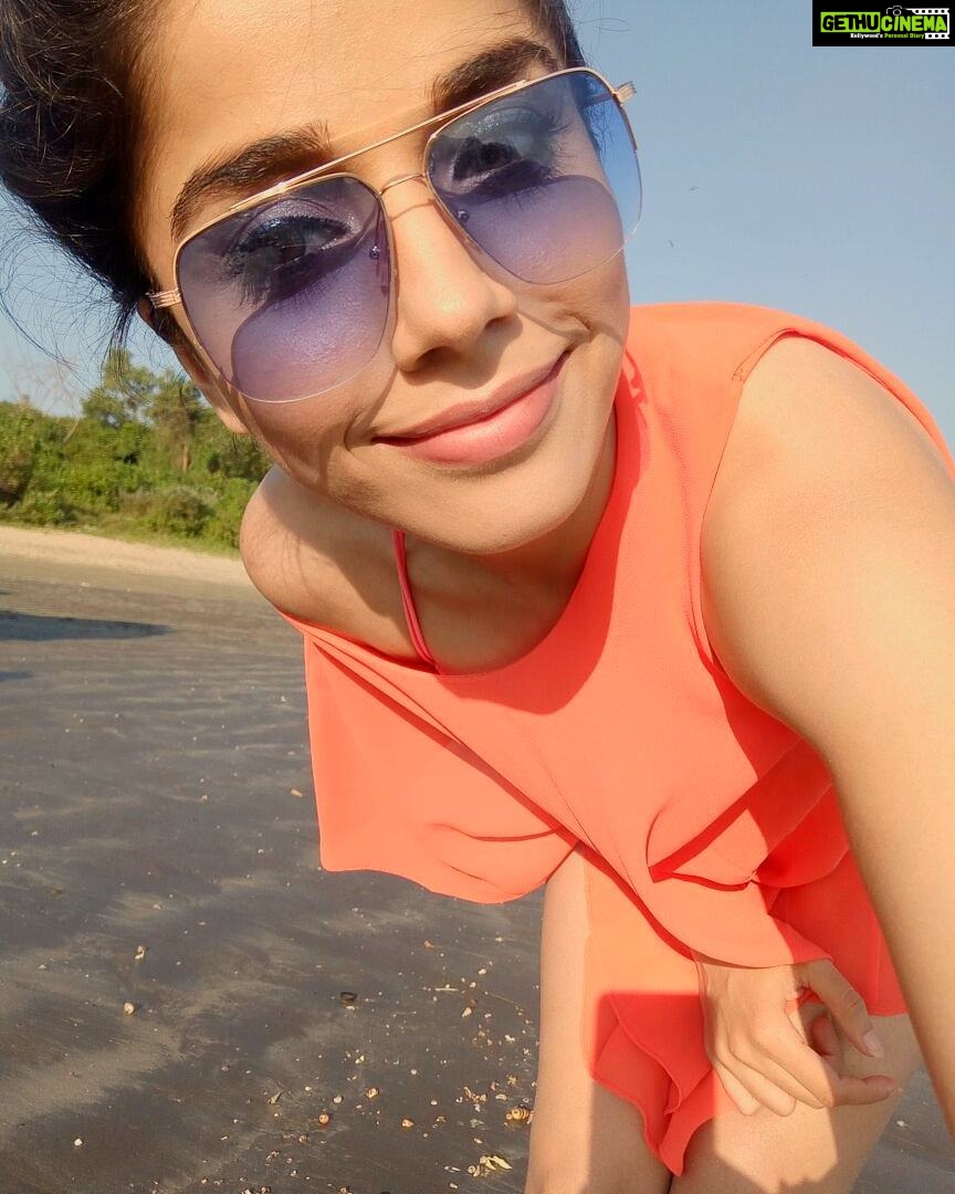 Aparnaa Bajpai Instagram - 🌺 Morjim Beach - Morjim Goa