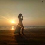 Aparnaa Bajpai Instagram – Sand on your feet and a setting Sun. Just enough for a happy soul 🐚 Goa, India