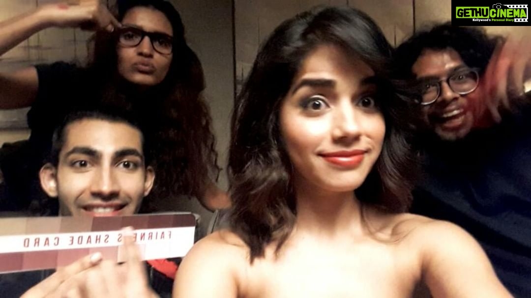 Aparnaa Bajpai Instagram - Guys check out the new song by @theaadarguy #sngcomedyin WHAT IF YOYO HONEY SINGH WAS A FEMINIST?? A funny song underlying a great message. Watch like and Share it ❤❤❤ https://youtu.be/JN7N3tga6r8
