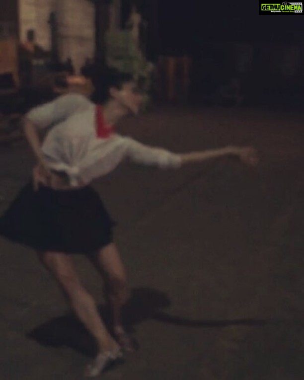 Aparnaa Bajpai Instagram - Cuz I just fell in love with dancing all over again💛