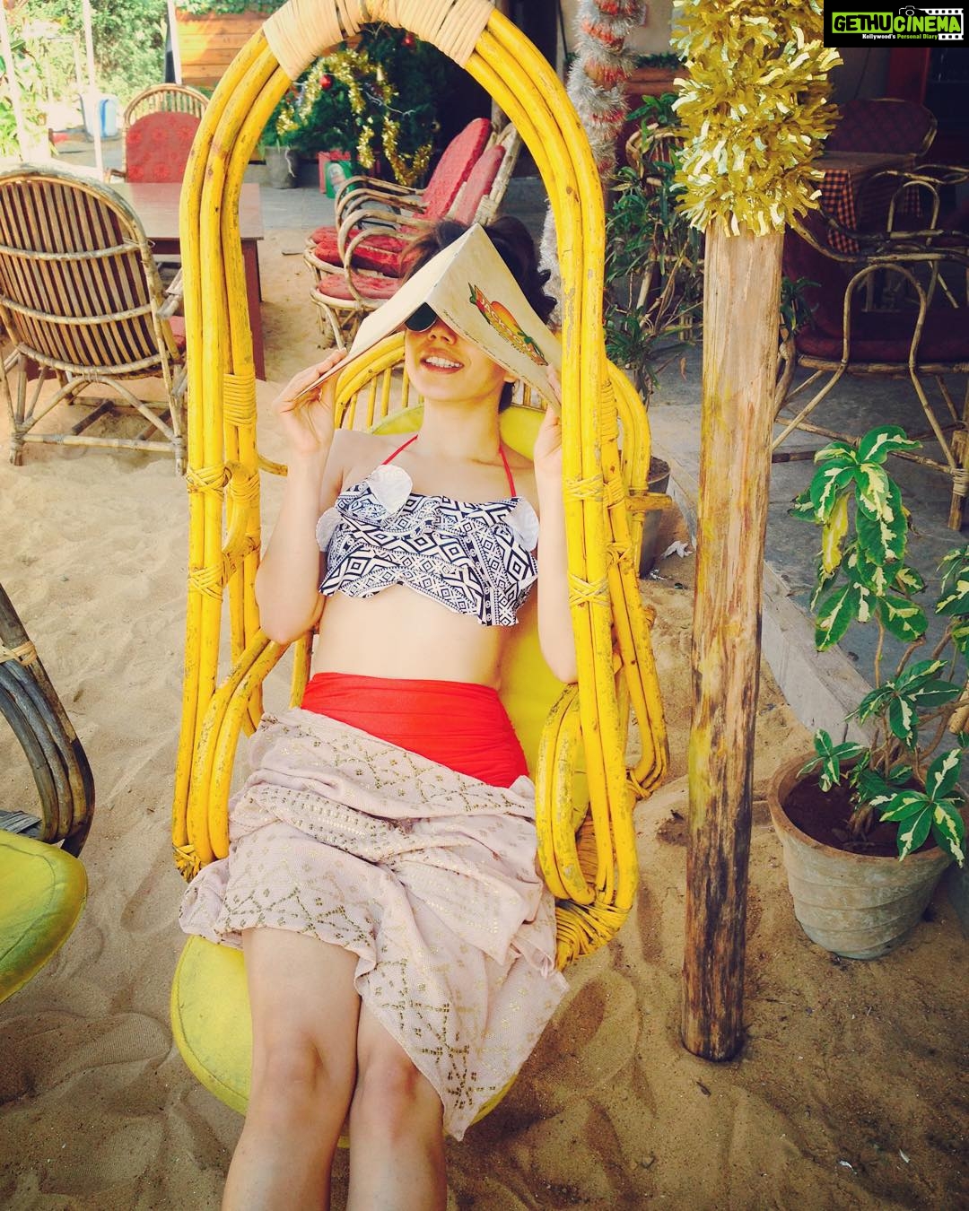 Aparnaa Bajpai Instagram - Goa❤️ Candolim beach ,Goa