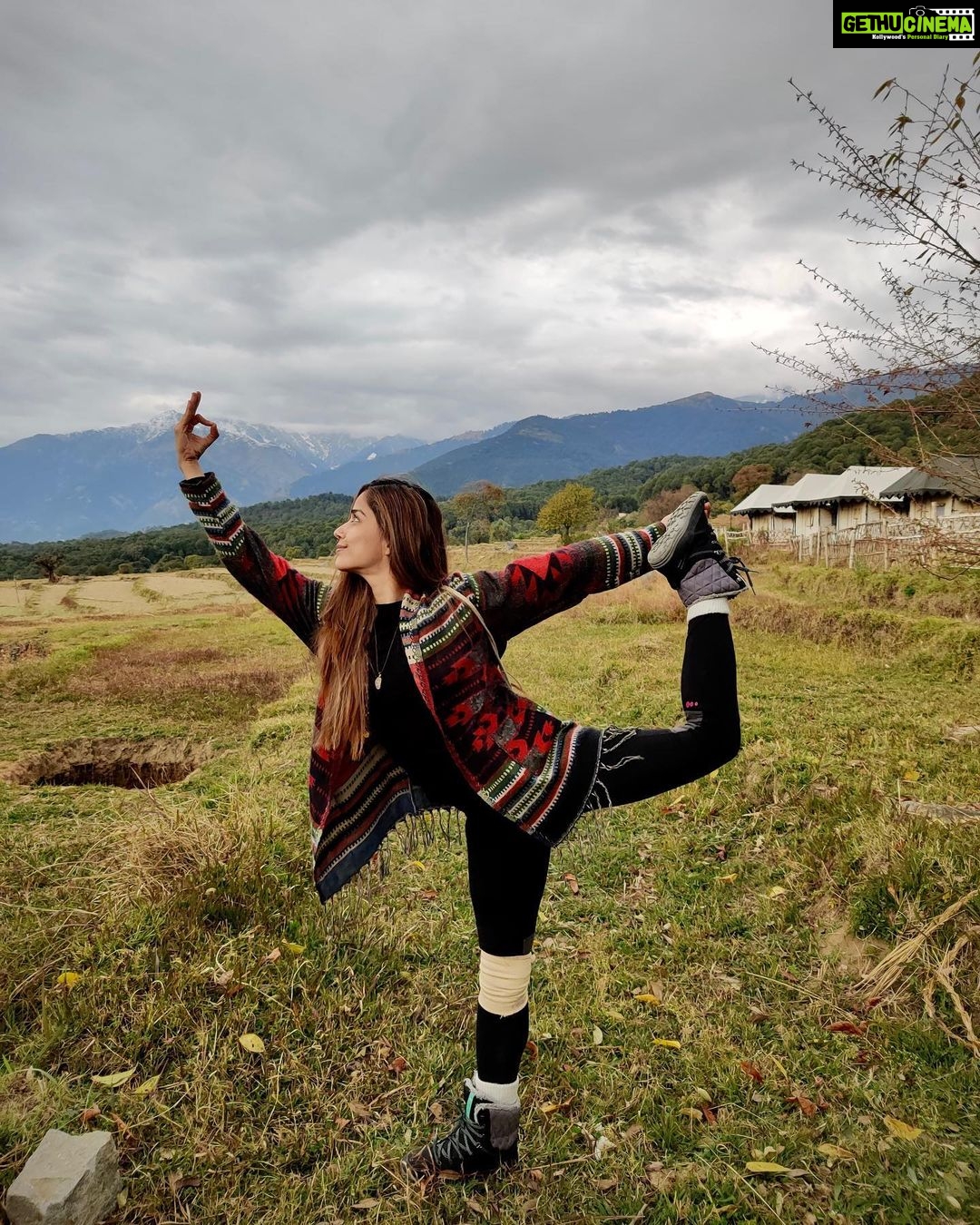 Aparnaa Bajpai Instagram - Unlearning & unconditioning🌈 Bir, Himachal Pradesh, India