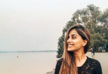 Aparnaa Bajpai Instagram - Bloom🌺 Chandigarh, India