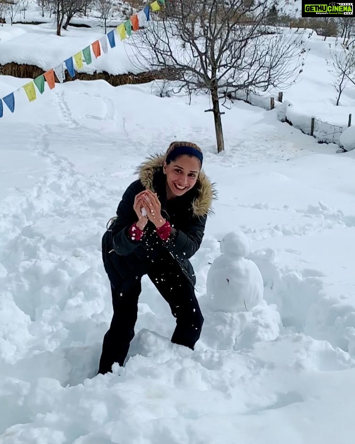 Aparnaa Bajpai Instagram - Cuz Life is a playground☃️ Sethan