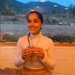 Aparnaa Bajpai Instagram - Who knew a hot cup of Rasam will solve all my winter woes🌞 Bir, Himachal Pradesh, India