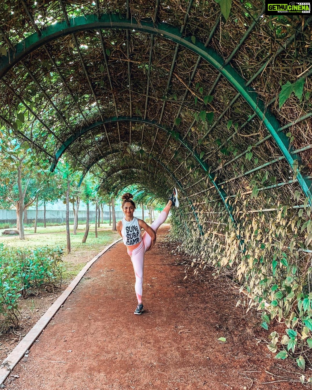 Aparnaa Bajpai Instagram - Life is available only in the present. That is why we should walk in such a way that every step can bring us to the here and the now. :-Thich Nhat Hanh Lodha Lakeshore Greens