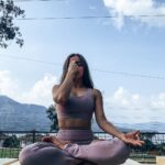 Aparnaa Bajpai Instagram - The mind is the king of the senses but the breath is the king of the mind. Taken from Hatha yoga pradipika. . . . . #yoga #yogateatcher #yogapractice #yogajourney #yogainspiration #yogaposes #yogaeveryday #yogalife #flexibleyogis #yoga_day_every Residency Lake Resort