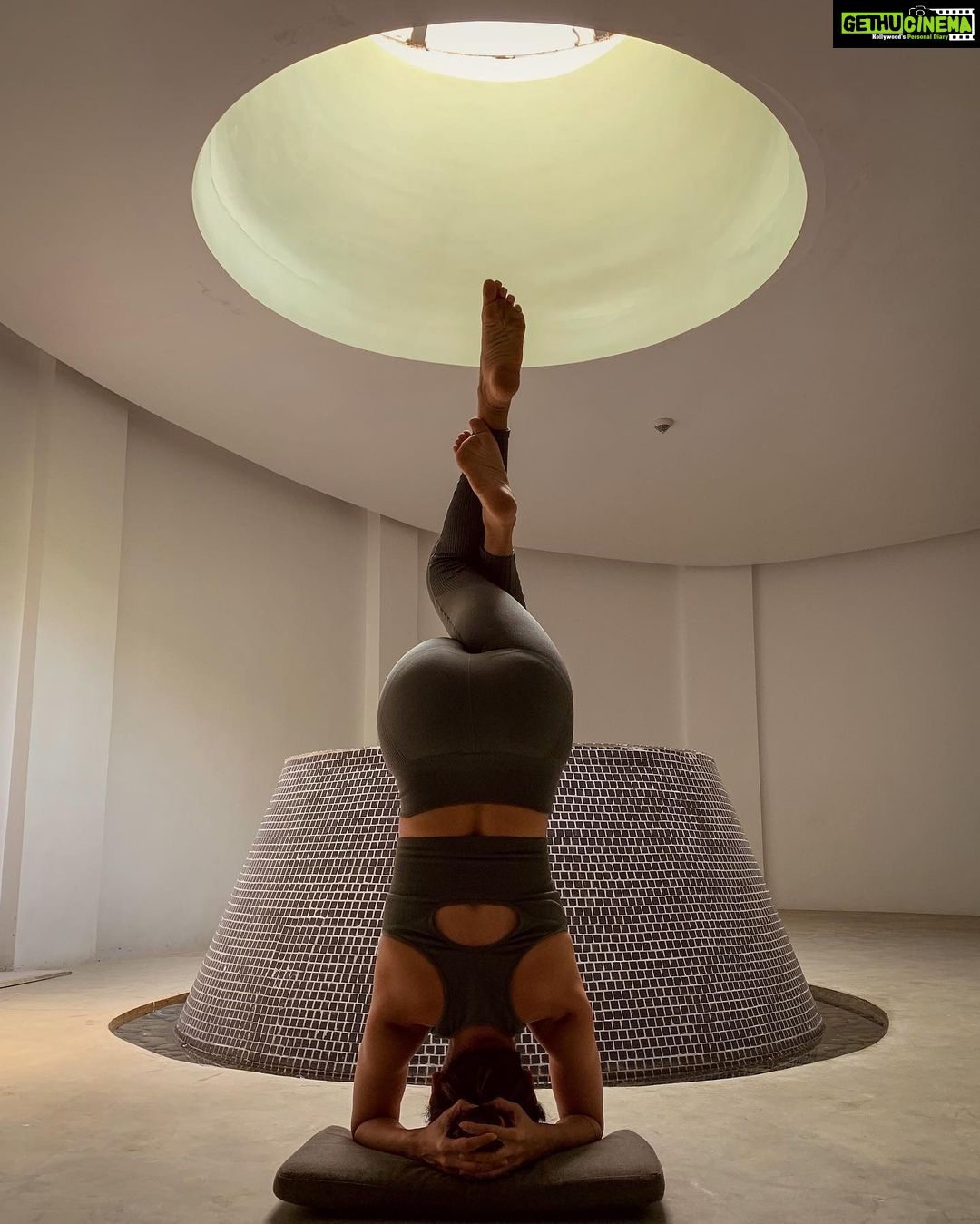 Aparnaa Bajpai Instagram - "Step out of the circle of time and into the circle of love" :- Rumi . . . . #yoga #yogateatcher #yogapractice #yogajourney #yogainspiration #yogaposes #yogaeveryday #yogalife #flexibleyogis #yoga_day_every Hilton Shillim