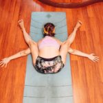 Aparnaa Bajpai Instagram - Imma 🐢 . . . #kurmasana #yoga #yogateacher #yogatutorial #yogapractice #yogajourney #yogainspiration #yogaposes #yogaathome #yogaeveryday #yogalife #inflexibleyogis #yogatips #yogaforbeginners #flexibleyogis