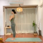 Aparnaa Bajpai Instagram - Gym goers, Athletes, Dancers, Joggers, Runners, Swimmers or even people who’ve been working out at home or just walking in the park has been the only exercise you had been indulging in; and somewhere secretly you’ve always wanted to learn a little bit of yoga but didn’t know where to begin🙋🏻‍♀️ This series is for all of you out there who have had an inkling towards learning yoga, be it for flexibility, strength or mental peace but didn’t know where and how to start🙈 Also, for all those people who have been actively stretching and making poses randomly but with lack of knowledge and awareness of Yoga asanas and it’s proper technique😱 Also, for people who have been practicing yoga on their own or under the guidance of a teacher but would want to further there practice🧘🏼‍♀️ More active or less active, however your daily lifestyle is; If Yoga is something you always wanted to venture in and didn’t have a clear path then this series is for you👌🏻😉 I have compiled together a module of 7 days of yoga which comprises of all the essential yoga asanas one MUST know of or do! (or must learn and strive for)💪🏻 We’ll begin slow and gradually raise the intensity by challenging our bodies - keeping it basic, yet interesting and fun for ourselves💃 I am dropping the last class today at 5:00pm and Voila👏🏻 you have the entire 7 day series ready for you. So don’t waste anymore time, click on the link in my Bio and start your Yoga Journey💙 #happygurupurnima to all 🙏🏽🙏🏽🙏🏽
